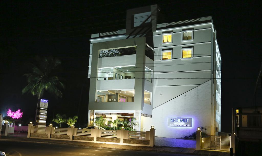Hotel Moonlit Regency Thodupuzha Eksteriør bilde
