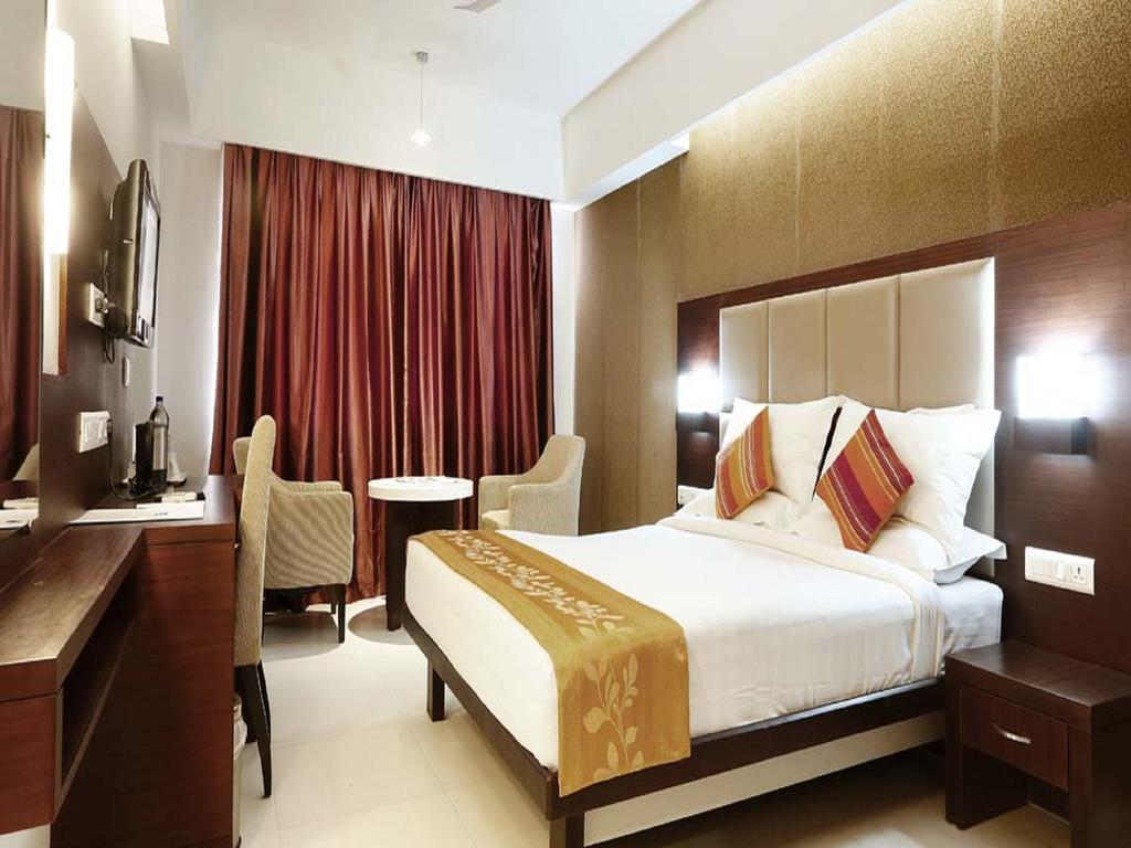 Hotel Moonlit Regency Thodupuzha Eksteriør bilde