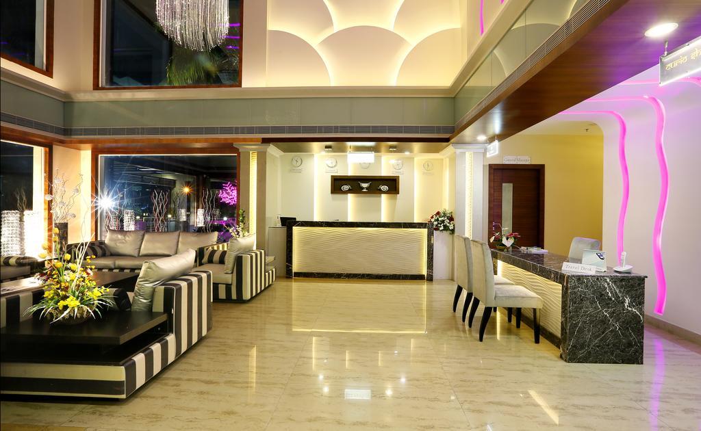 Hotel Moonlit Regency Thodupuzha Eksteriør bilde